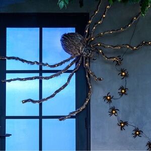 Pottery Barn Harry Potter lit spiders